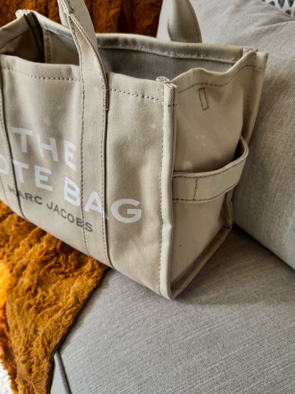 Tote Bag Identification - Picture 2 of 4